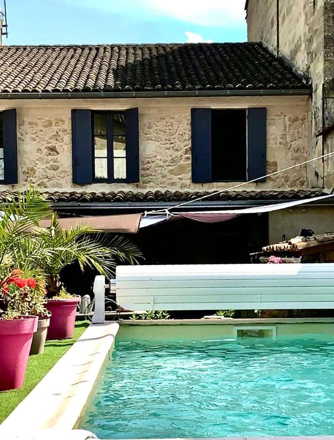 La Maison Du Bourg B&B Puisseguin Buitenkant foto